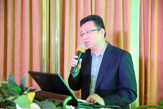 葛丰亮小.jpg
